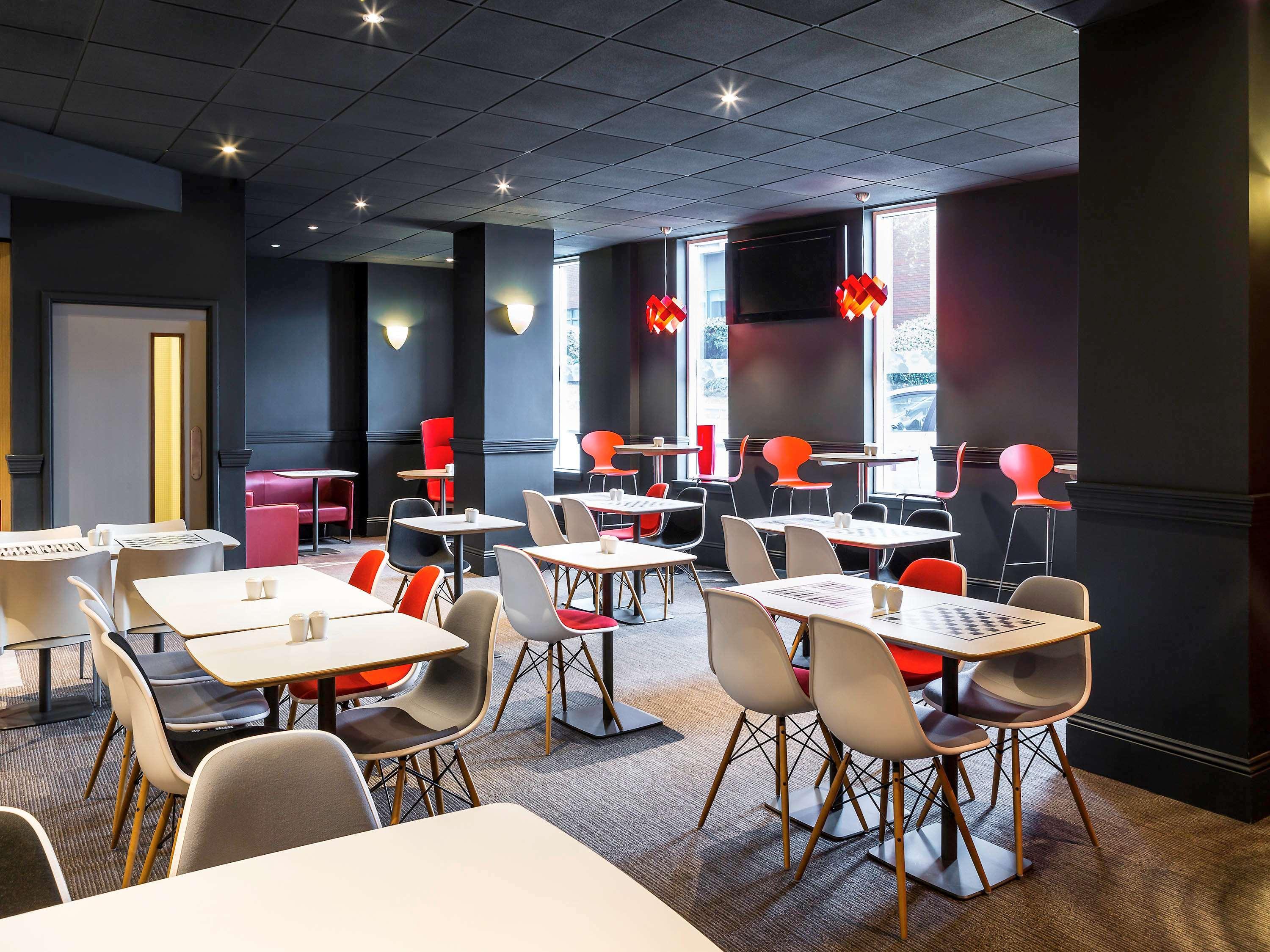 Ibis Leeds Centre Marlborough Street Hotel 2*